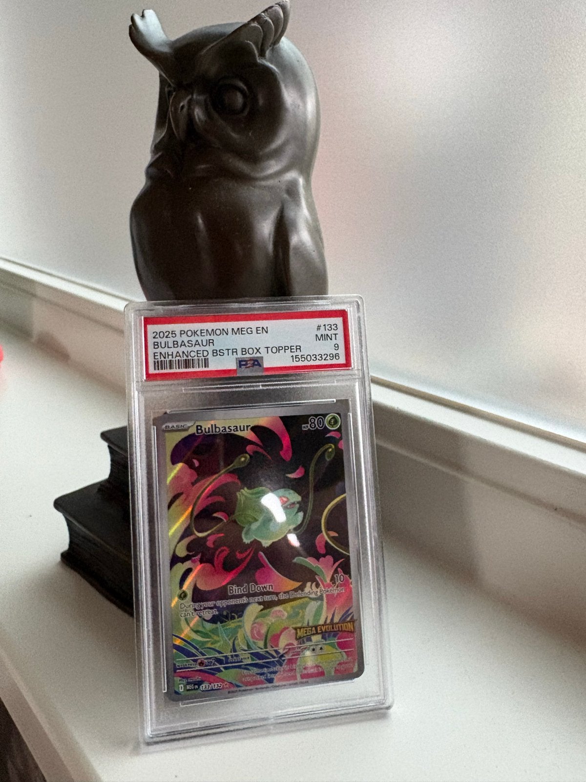 Bulbasaur #133/132 Enhanced Booster Box Topper – PSA 9, Ophalen of Verzenden, Zo goed als nieuw, Losse kaart
