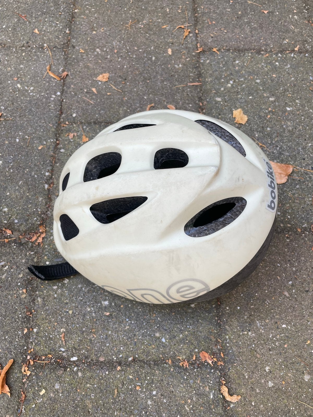 Bobike kinder fietshelm - Wit/Grijs -, Fietsen en Brommers, Fietsaccessoires | Fietshelmen, Ophalen, Gebruikt, Overige maten, Jongen of Meisje