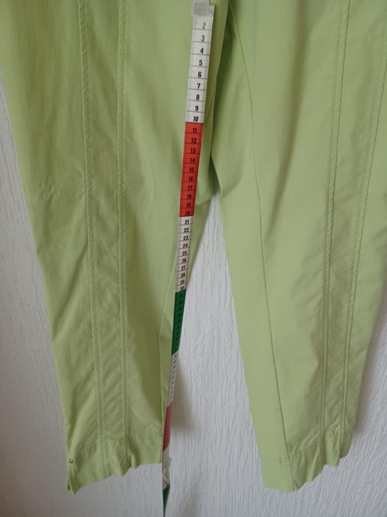 Mooie lichtgroene lange broek Canda Maat 42, Ophalen of Verzenden, Zo goed als nieuw, Maat 38/40 (M), Lang