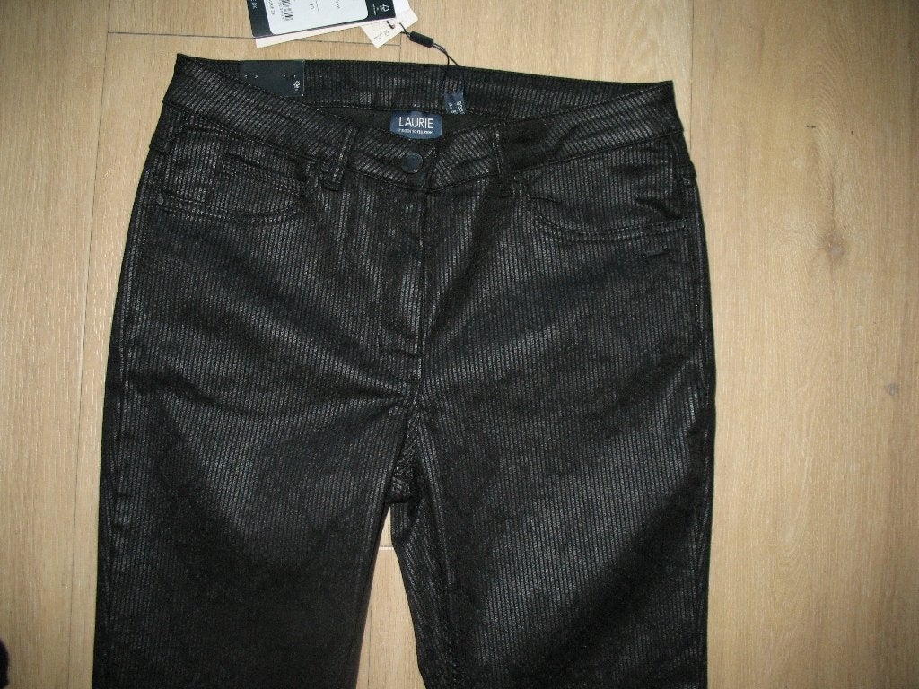 LauRie Stretch Broek Laura Slim Mt 40 Zwart + Kaartje, Maat 38/40 (M), Zwart, Nieuw, Ophalen of Verzenden
