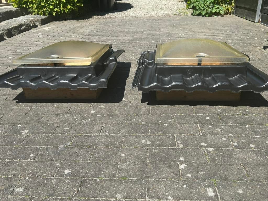 Ubbink Dakraam  G2 -M6 2 stuks, Doe-het-zelf en Verbouw, Ophalen of Verzenden, Gebruikt, Minder dan 80 cm, Dakraam