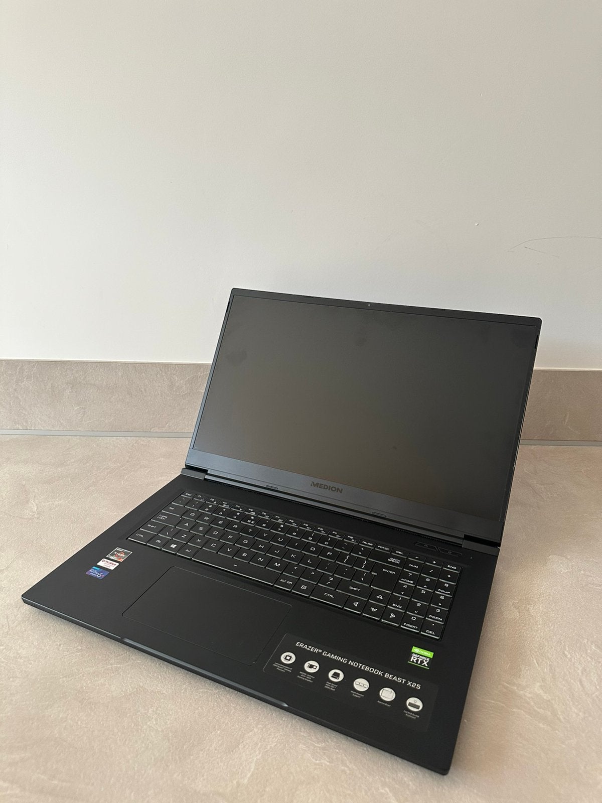 Medion Gaming Laptop Ryzen 7 5800H RTX 3070 32 GB RAM 1 TB, Met videokaart, 2 tot 3 Ghz, Ophalen of Verzenden, Zo goed als nieuw