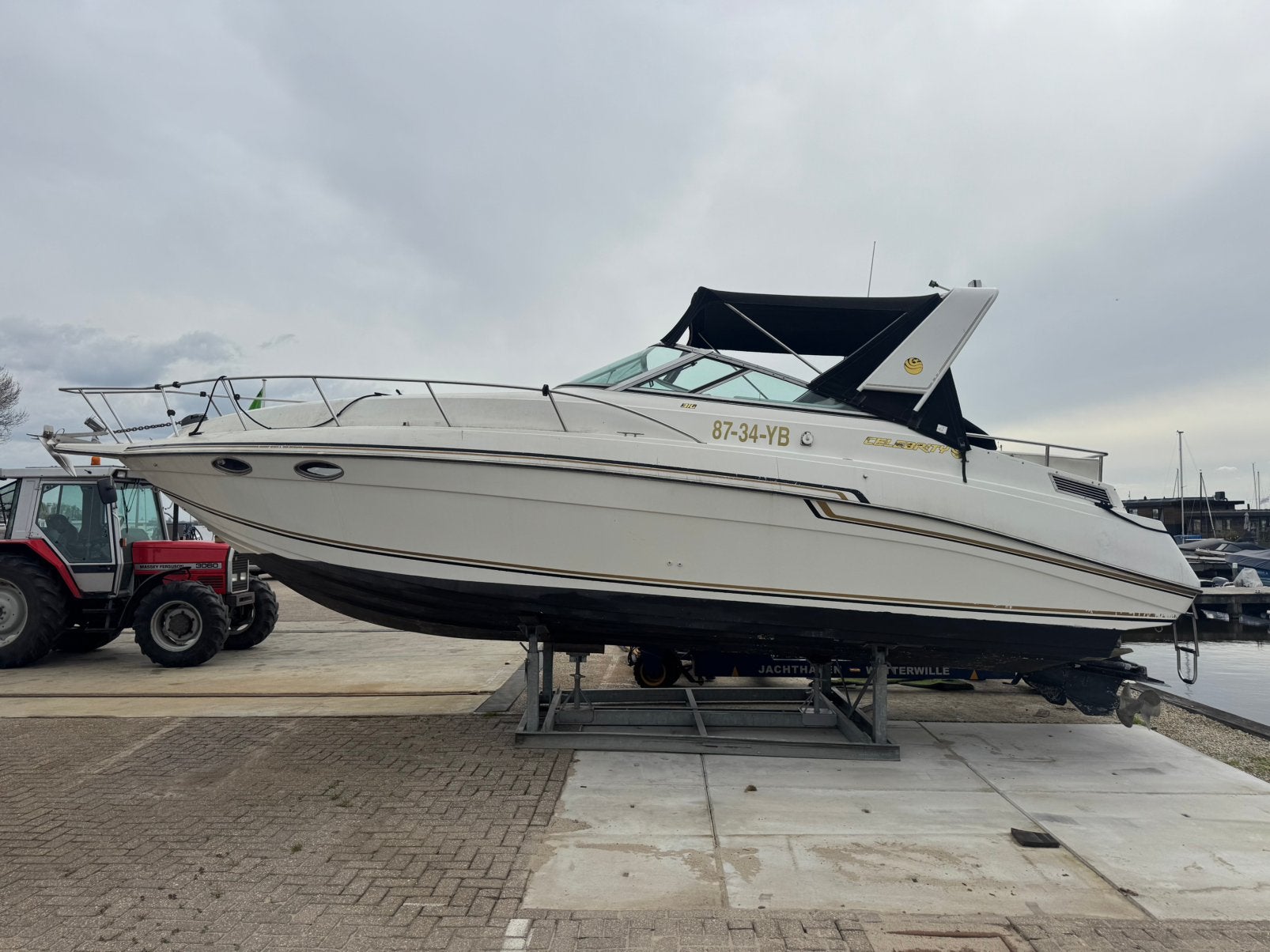 Celebrity 310 2x 5.7 Mercruiser duoprop keuken Toilet, 10 m, Gebruikt, Binnenboordmotor, Kruiser