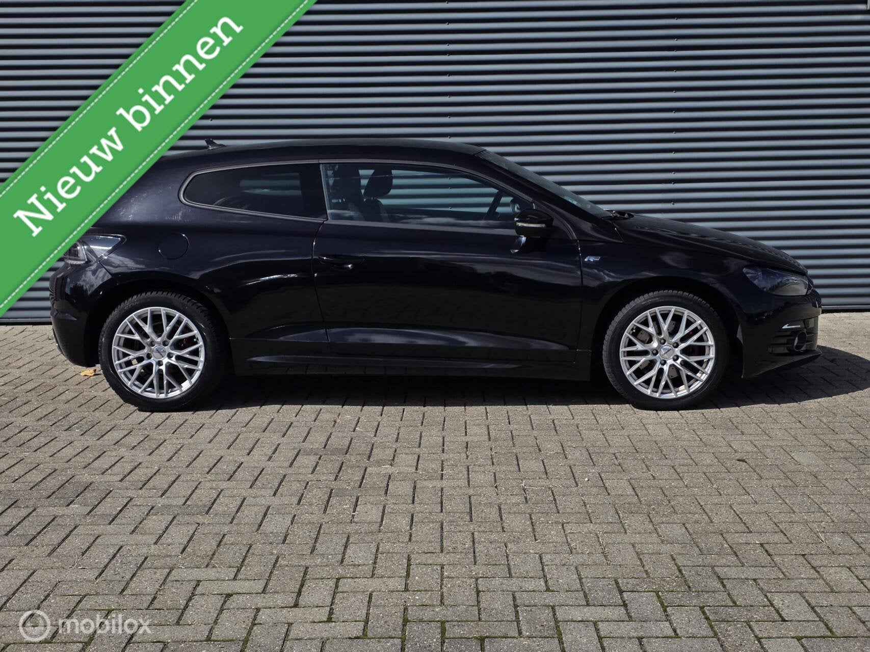 Volkswagen Scirocco 1.4 TSI Highline R Line / nieuwe motor, Voorwielaandrijving, Euro 5, 15 km/l, Gebruikt