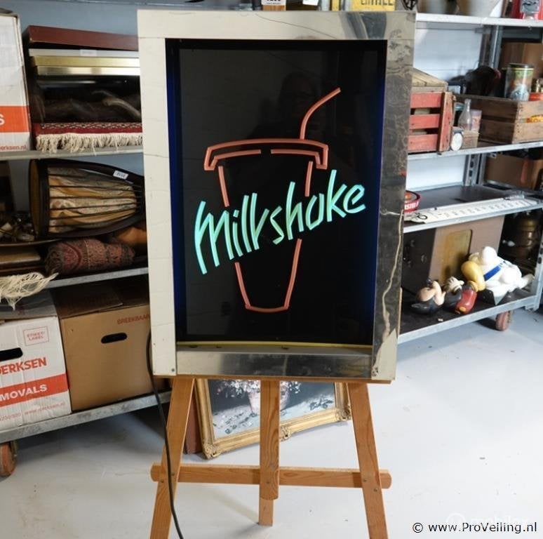 Online Veiling: Werkende Milkshake neon verlichting. Werkt, Gebruikt