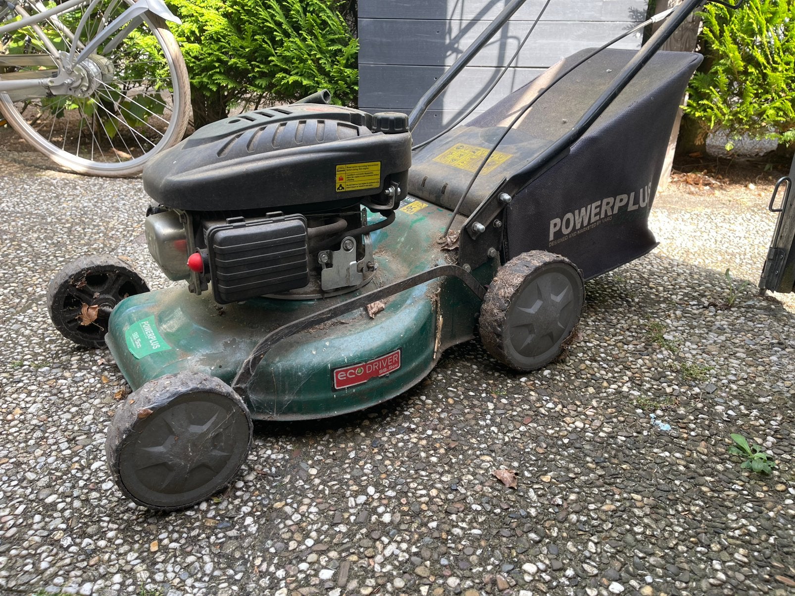 Powerplus benzine grasmaaier, Ophalen, Cirkelmaaier, Gebruikt, 40 t/m 49 cm