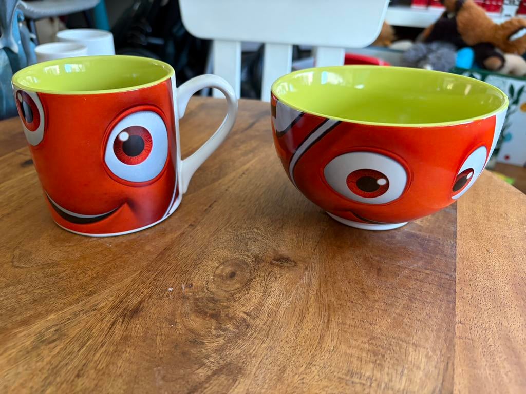 Mok en kom finding nemo, Verzamelen, Disney, Ophalen, Zo goed als nieuw, Servies