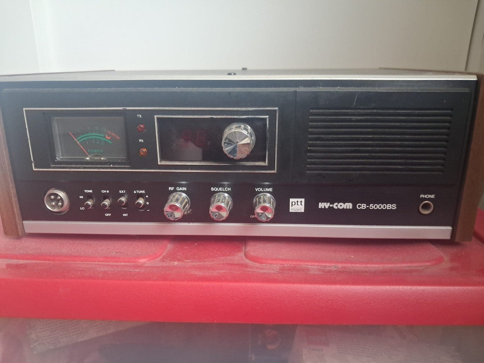 27 mc basis bak, Ophalen