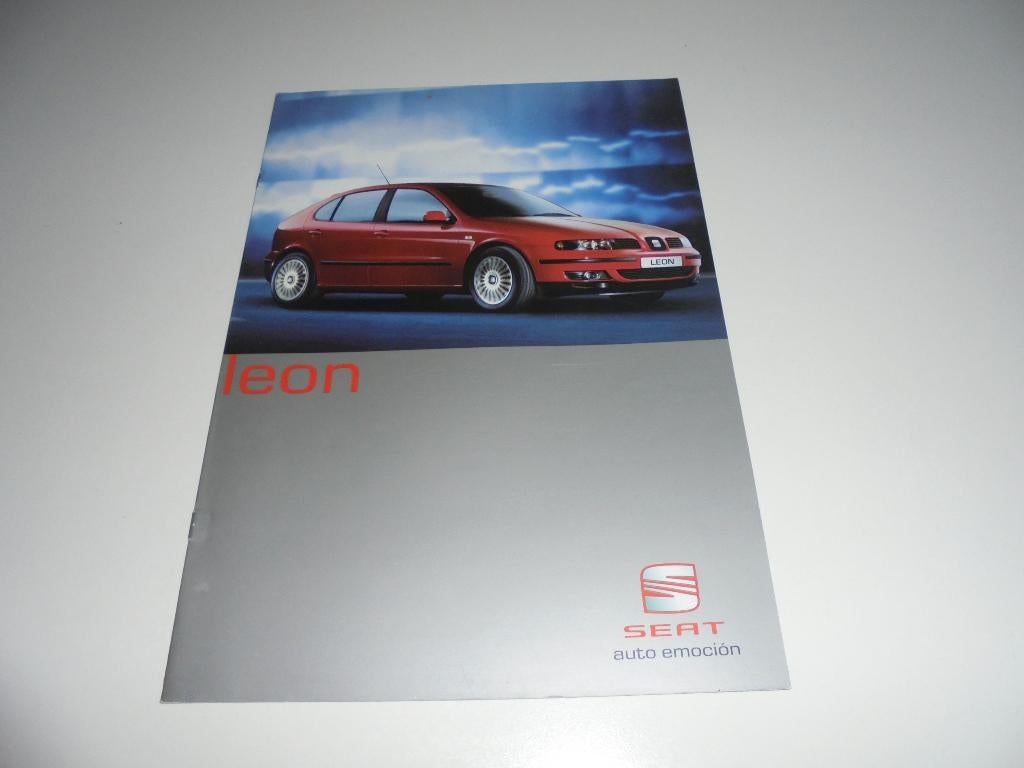 brochure Seat Leon  2001, Boeken, Ophalen of Verzenden, Zo goed als nieuw, Overige merken