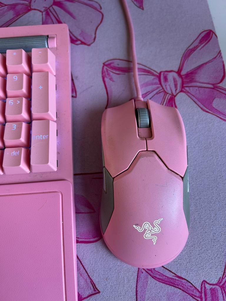 Razer viper quart pink muis, Ophalen of Verzenden, Zo goed als nieuw