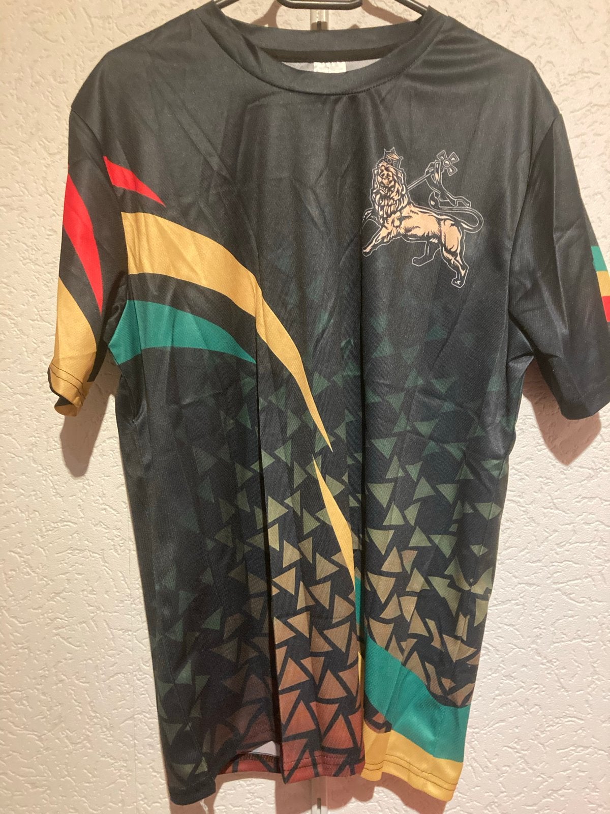 Reggae Rasta Leeuw t-shirt Maat L nieuw, Ophalen of Verzenden, Nieuw, Maat 52/54 (L), Zwart