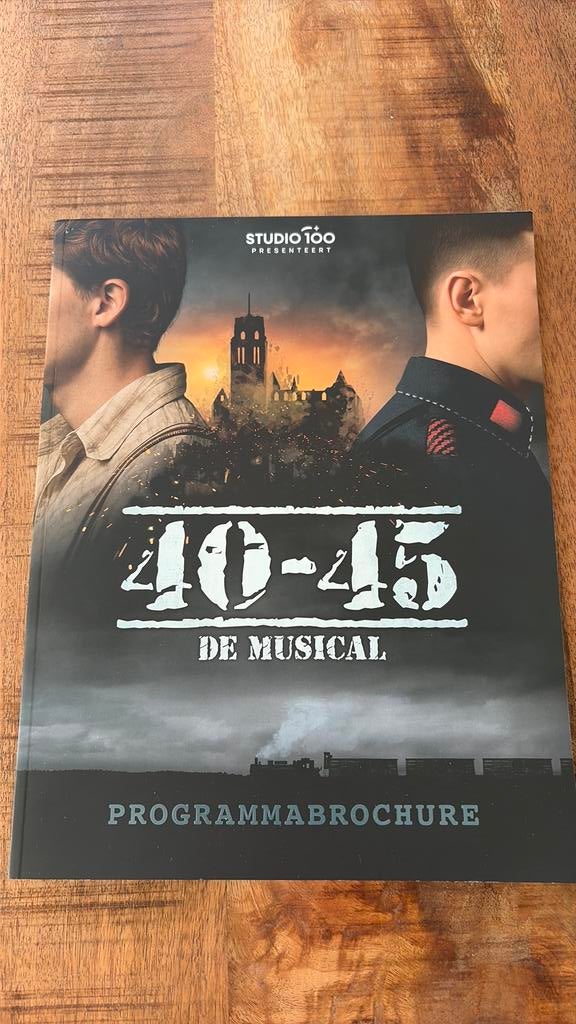 40-45 de musical programmabrochure, Ophalen, Zo goed als nieuw, Tv-serie