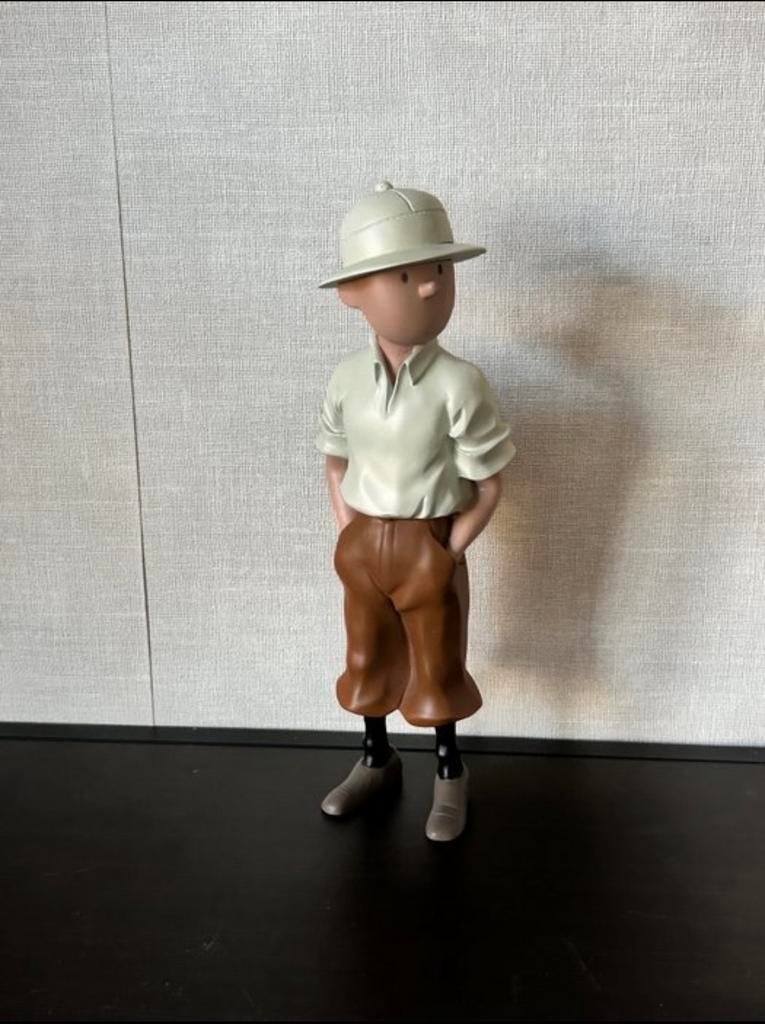 Kuifje beeld - 30 cm - hars - topstaat, Verzamelen, Beelden en Beeldjes, Ophalen of Verzenden, Zo goed als nieuw, Mens