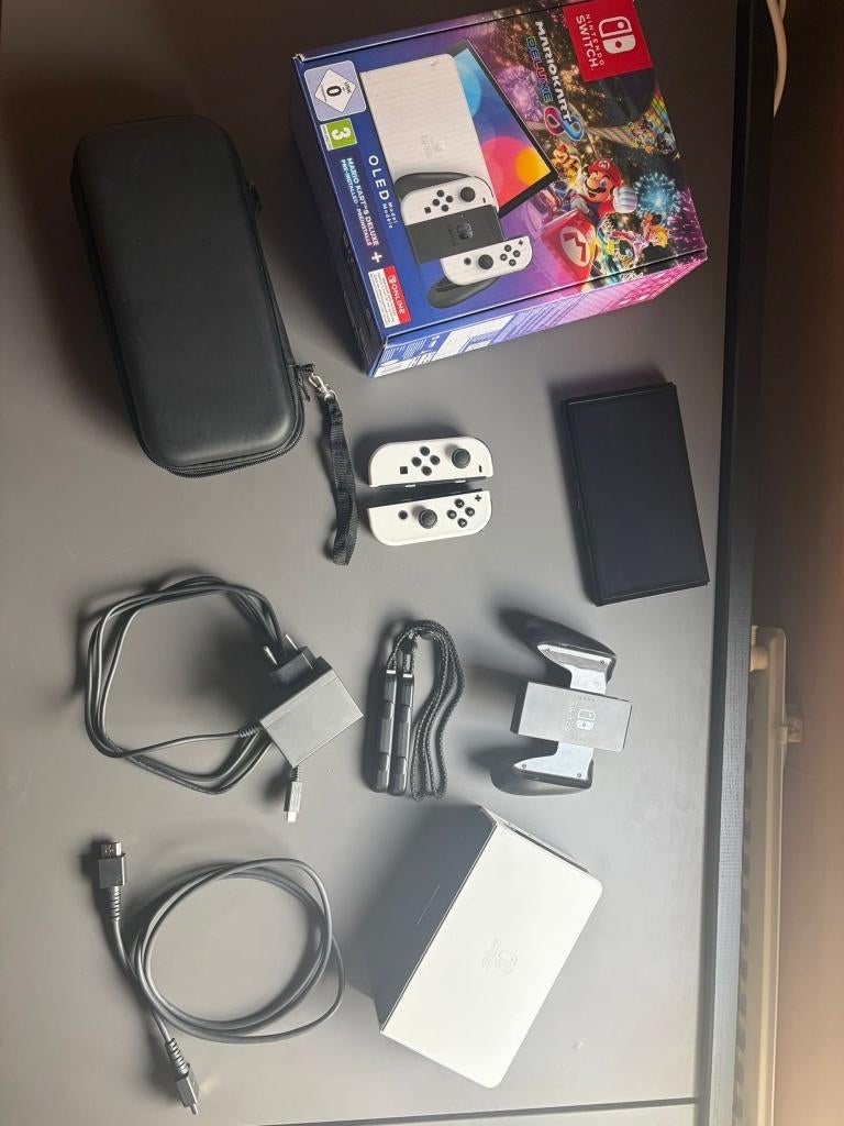 Zo goed als nieuw! Nintendo Switch OLED (geen game-code), Verzenden, Zo goed als nieuw, Met 1 controller, Switch OLED