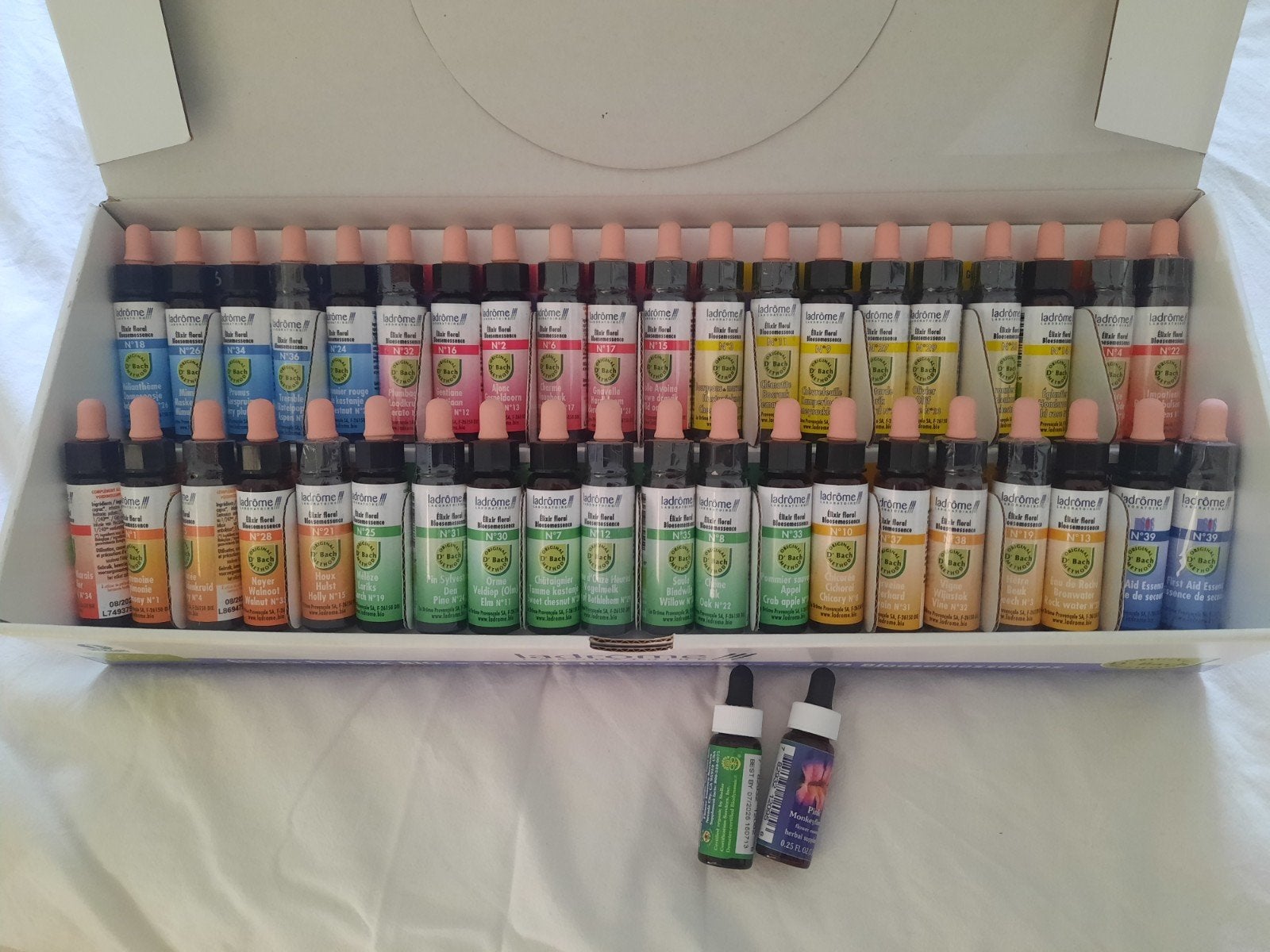 complete set LaDrôme bloesemtherapie flesjes, Ophalen of Verzenden, Zo goed als nieuw