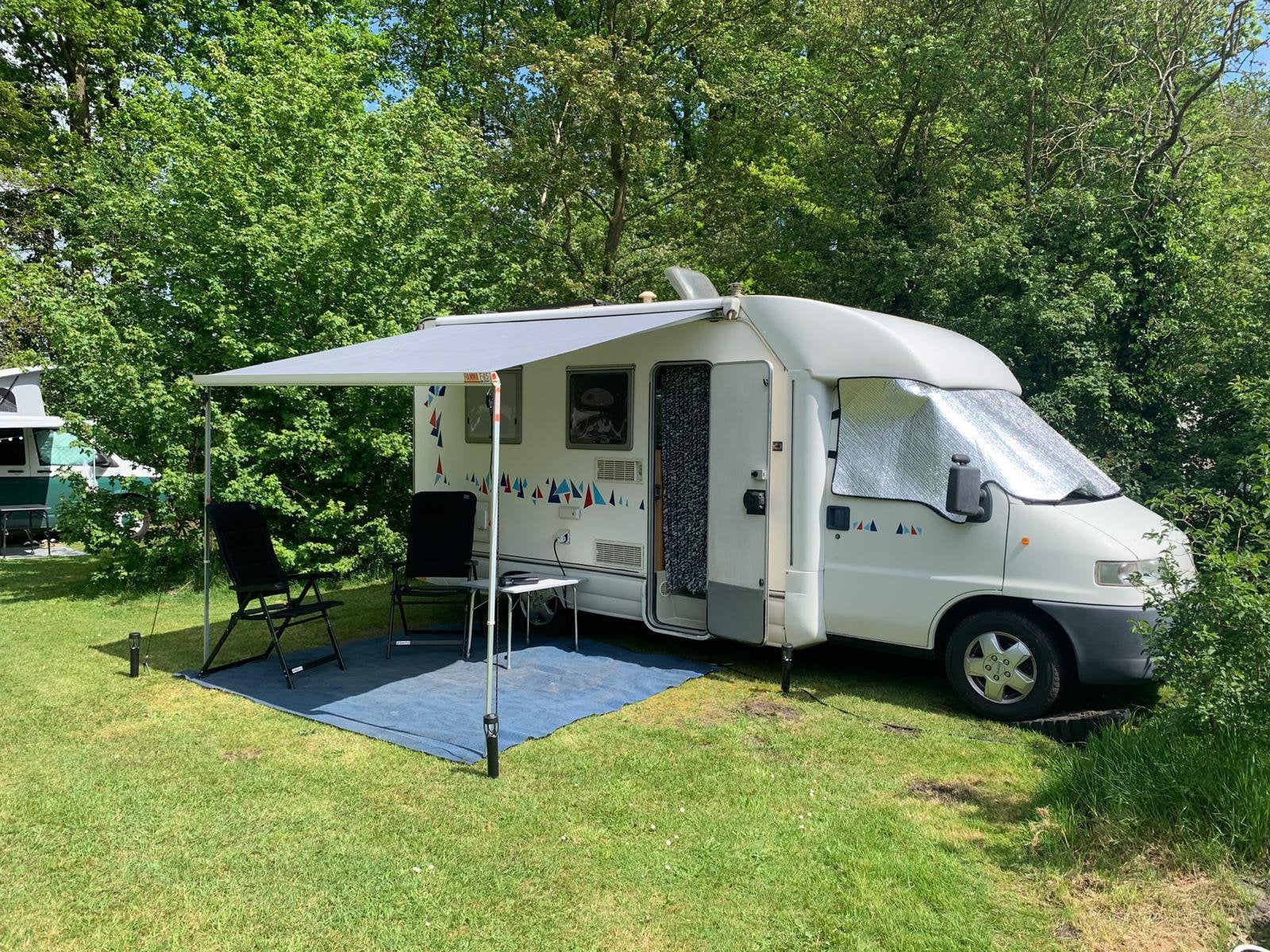 Compacte Fiat Camper 230 BNMAC - met alles aan boord, Caravans en Kamperen, Campers, Buitenlamp, Fiat, Treinzit, Koelkast