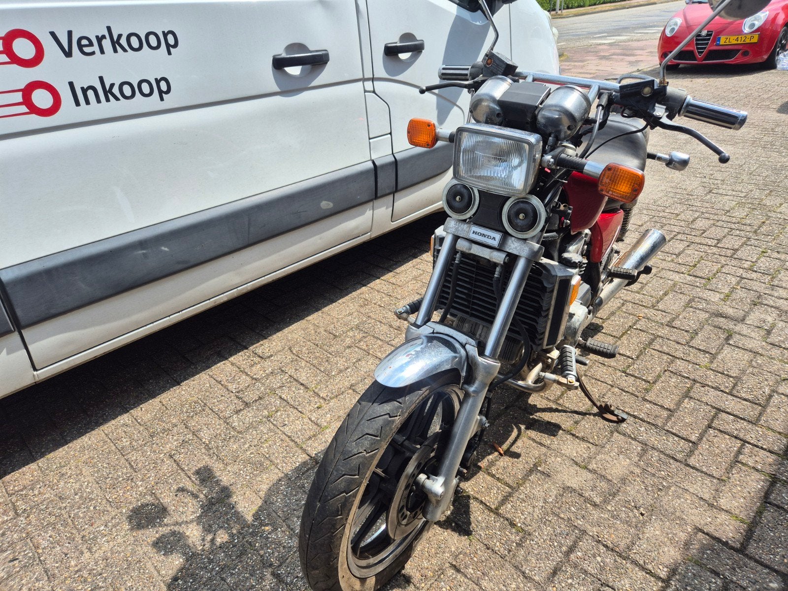 Honda vf700c magna voor onderdelen of opknappen, Ophalen