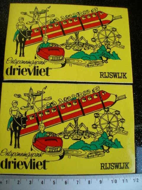 2x sticker ontspanningspark drievliet rijswijk logo vintage, Verzenden, Zo goed als nieuw, Bedrijf of Vereniging