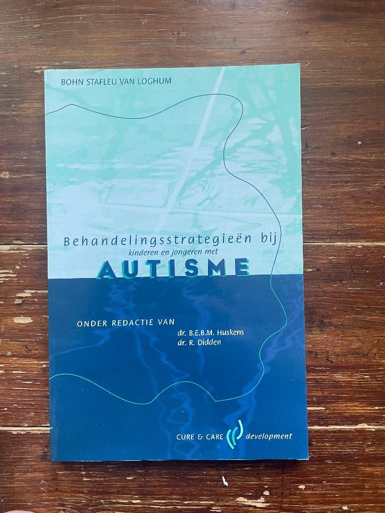 Behandelingsstrategieen bij kinderen en jongeren met autisme, Sociale psychologie, Ophalen of Verzenden, Zo goed als nieuw, B.E.B.M. Huskens en R. Didden