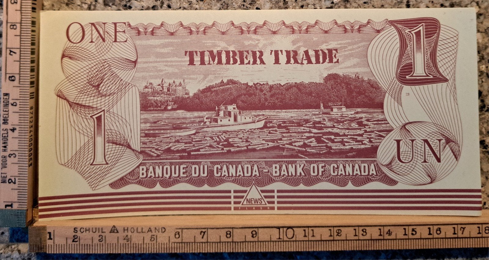 Vintage sticker one Canadese Dollar timber trade aandeel, Ophalen of Verzenden, Zo goed als nieuw, Overige typen