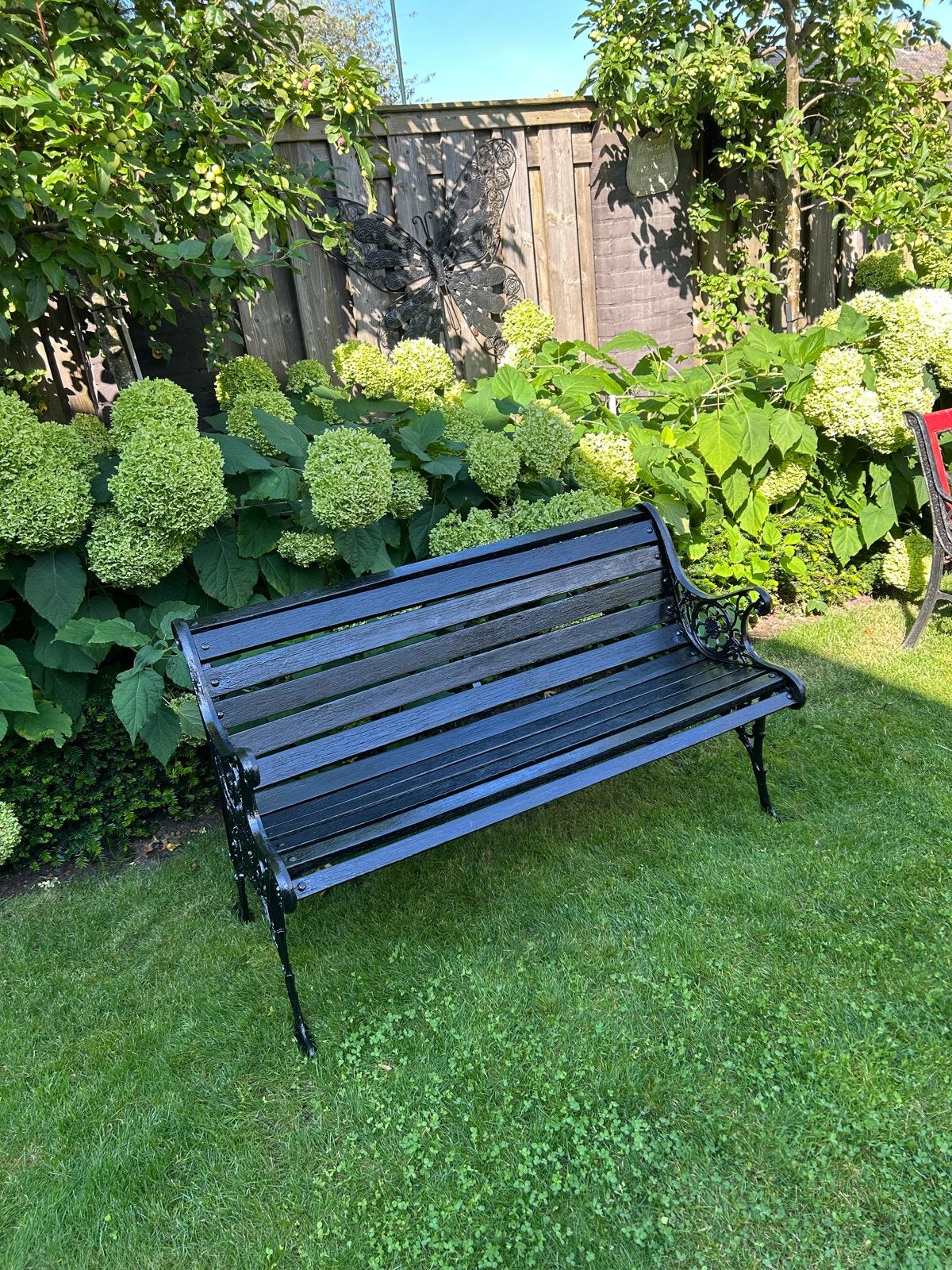 Stevige tuinbank met hardhout en gietijzeren leeuwenkoppen, Tuin en Terras, Tuinbanken, Ophalen, Gebruikt, Hout