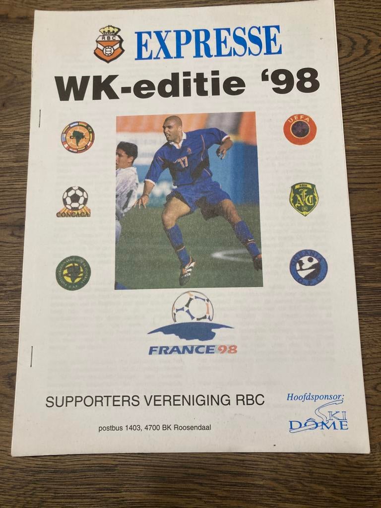 RBC EXPRESSE WK EDITIE’98, Ophalen of Verzenden, Zo goed als nieuw, Buitenlandse clubs, Boek of Tijdschrift