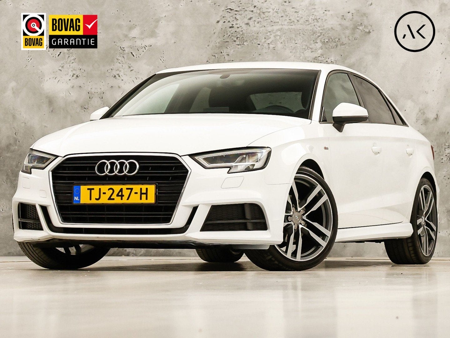 Audi A3 Limousine 1.0 TFSI S-Line Sport (2X S-LINE, GROOT NA, Auto's, Voorwielaandrijving, Gebruikt, Wit, Origineel Nederlands