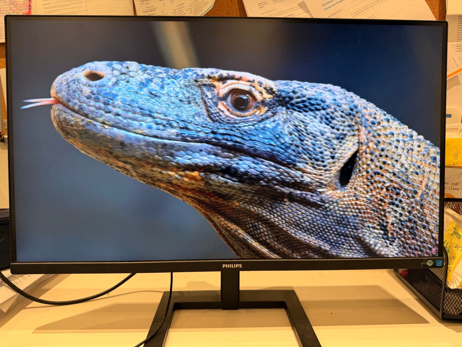 Philips 28 inch 4K IPS monitor | HDMI & DisplayPort