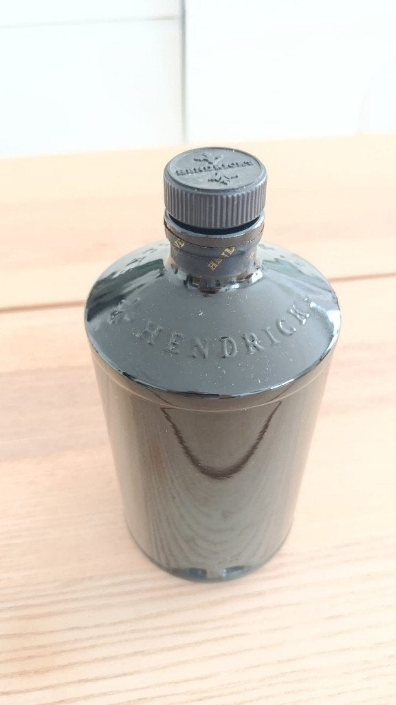Lege Hendrick's Gin fles - Decoratie, Ophalen of Verzenden, Gebruikt, Overige typen
