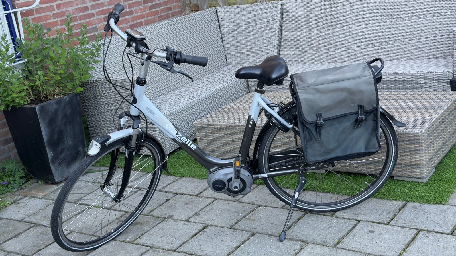 Elektrische fiets Gazelle Bosch middenmoter elektronische, Ophalen, Gebruikt, 51 tot 55 cm, 50 km per accu of meer