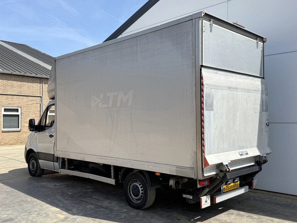 Mercedes-Benz Sprinter 317 1.9 CDI Automaat Bakwagen Laadkle, Auto's, Automaat, Gebruikt, Zwart, 4 cilinders