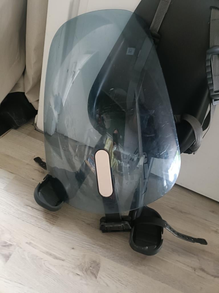 Urban iki  Fiets stoeltjes  met Windscherm, Ophalen, Voorzitje, Bobike, Gebruikt
