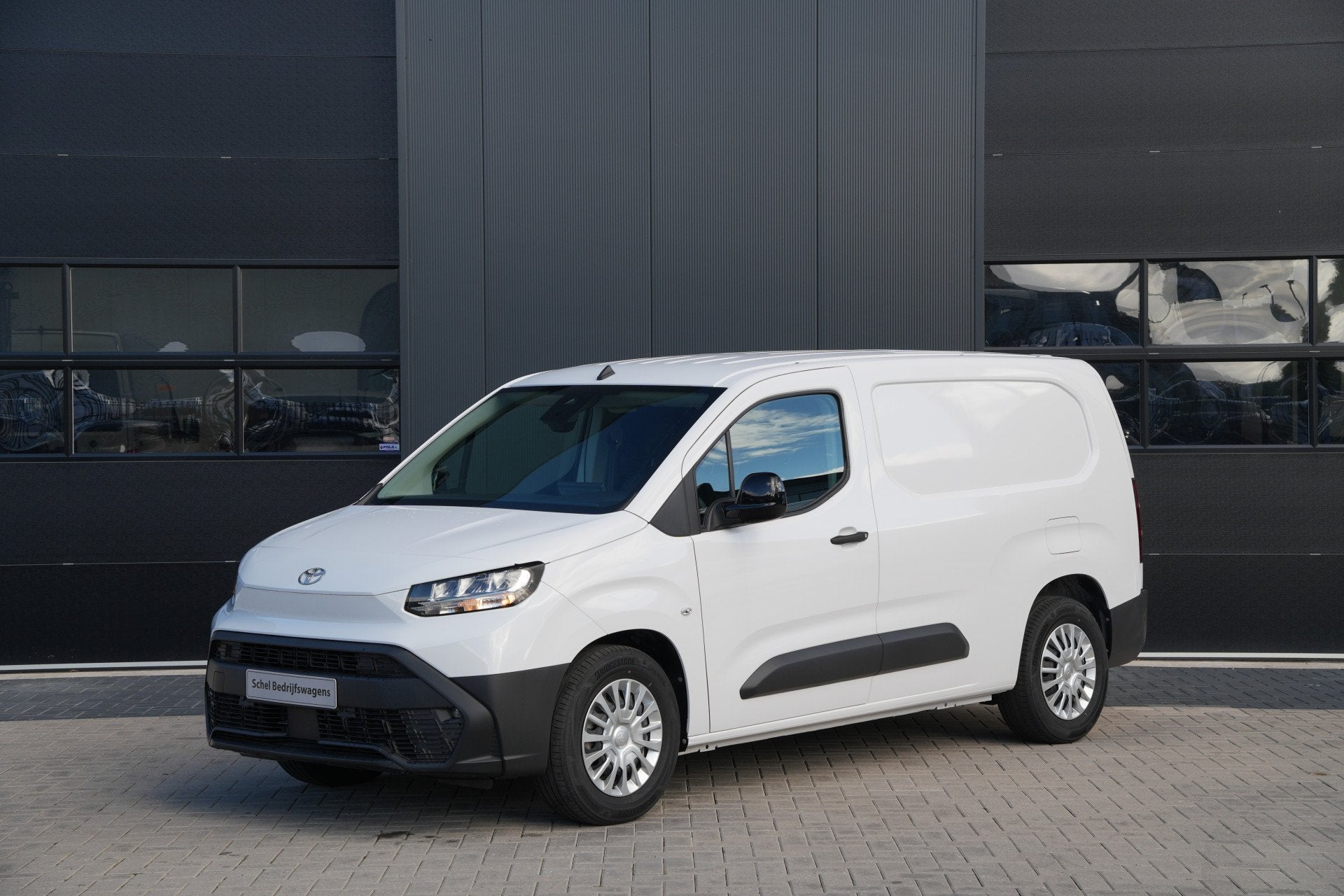 Toyota PROACE CITY Electric Comfort L2 50 kWh - Airco - Carp, Auto's, Stof, Zwart, Wit, Origineel Nederlands