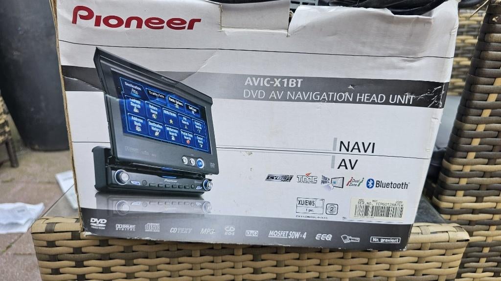 Pioneer AVIC-X1BT Navigatie + DVD + Bluetooth, Ophalen, Gebruikt