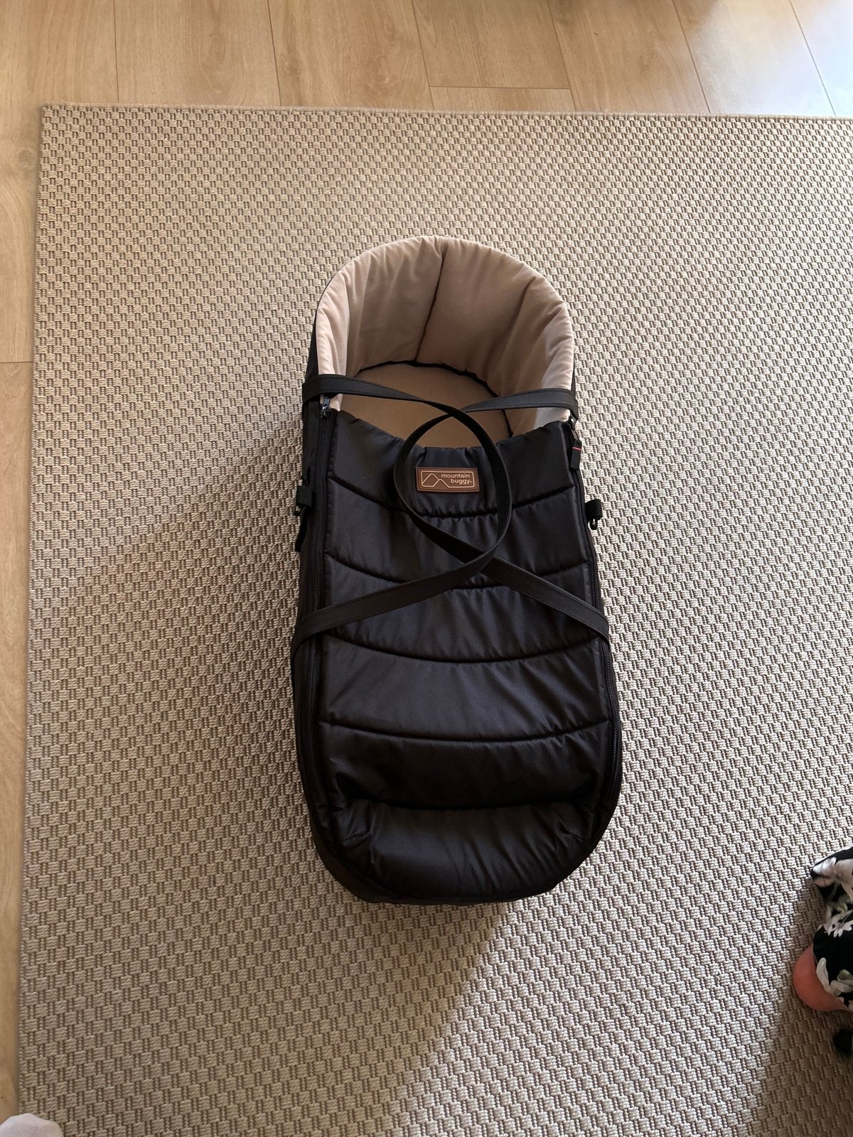 Mountain Buggy Cocoon- Zwart, Ophalen of Verzenden, Zo goed als nieuw, Met reiswieg, Kinderwagen