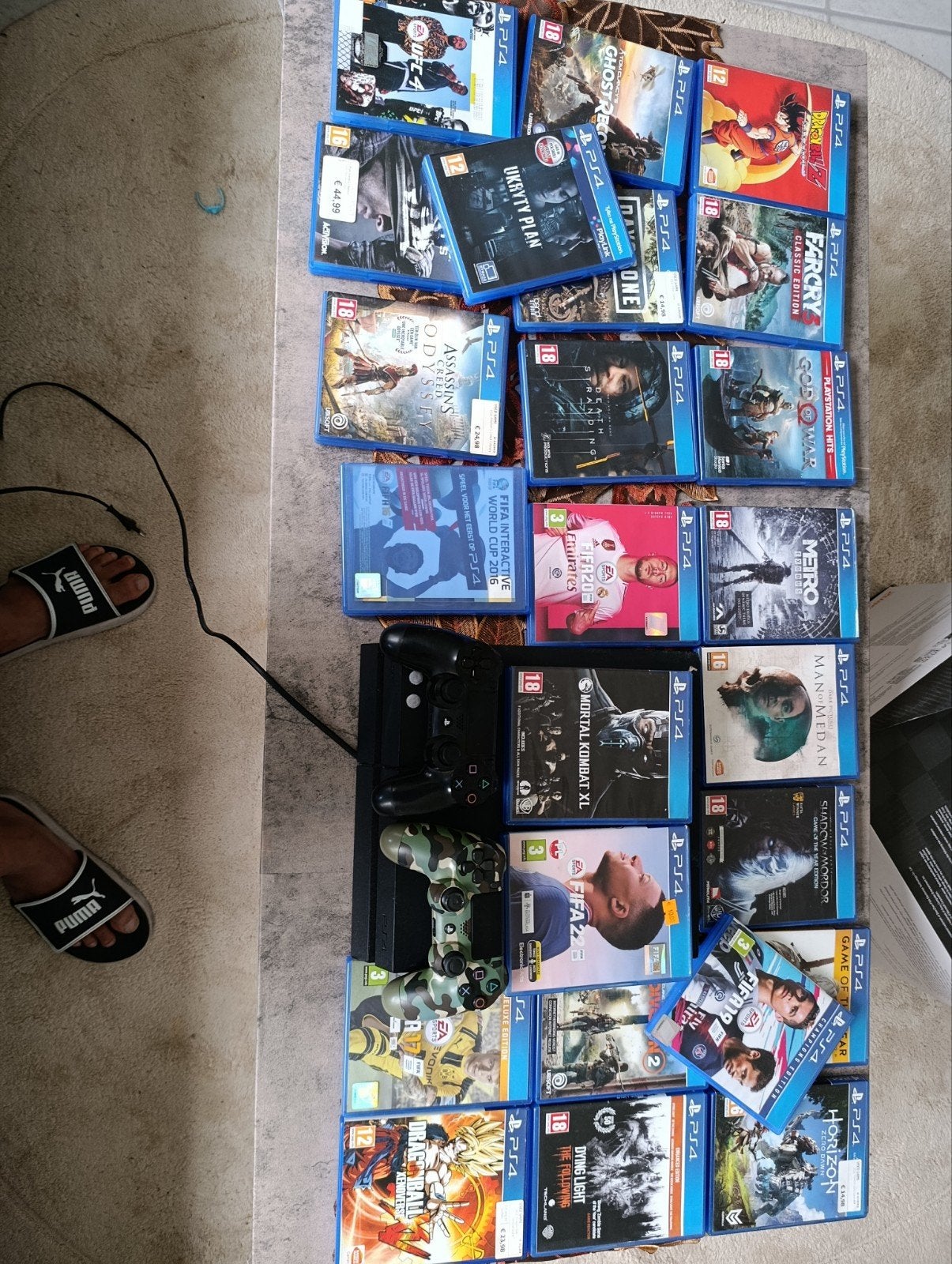 PlayStation 4 met veel games, 2 controllers en stuurwiel, Ophalen of Verzenden, Zo goed als nieuw, Met 2 controllers, Met games