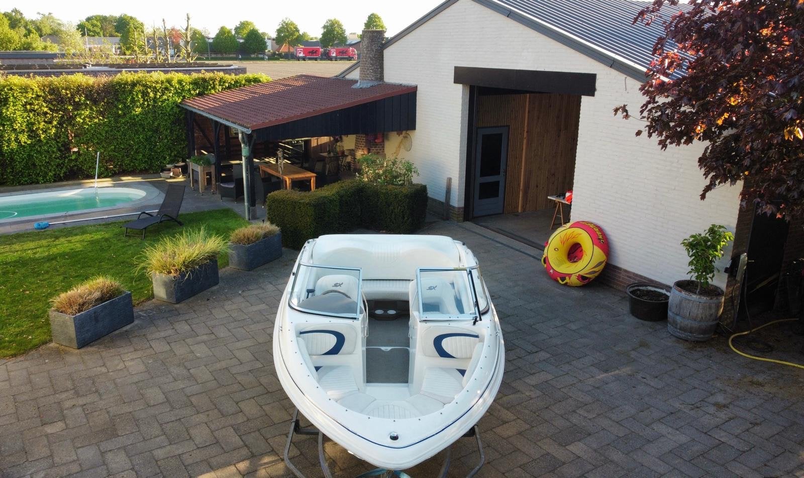 Glastron SX 175 boot - te koop, Watersport en Boten, Ophalen, Benzine, Binnenboordmotor