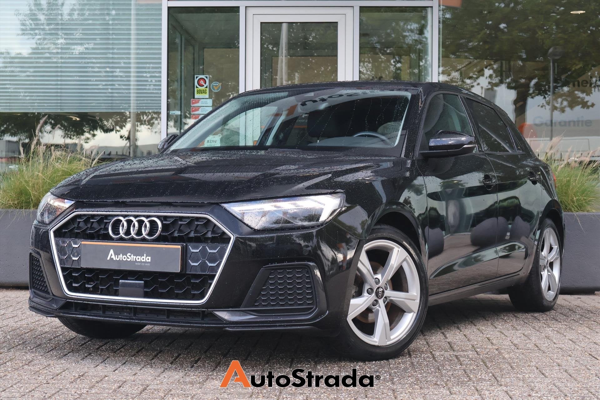 Audi A1 Sportback 30 TFSI Advanced Edition 110pk | Keyless |, Auto's, Keurmerk '100% Onderhouden', Dealer onderhouden, Stof, Met garantie (alle)