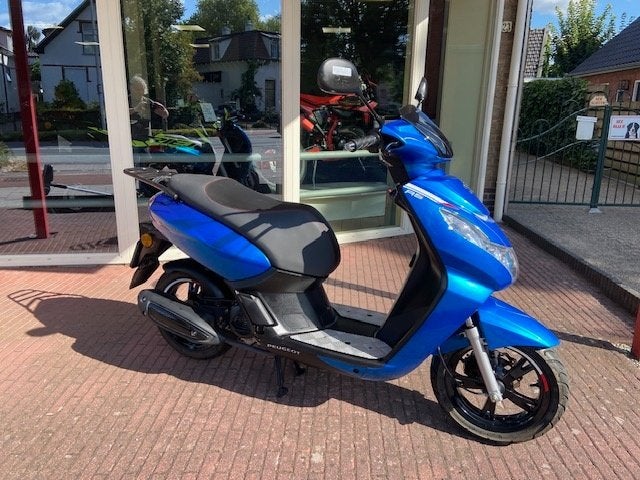 peugeot kisbee 4takt injectie 2021, Fietsen en Brommers, Scooters | Peugeot, Overige modellen, Hoofdsatraat 23, Ophalen of Verzenden