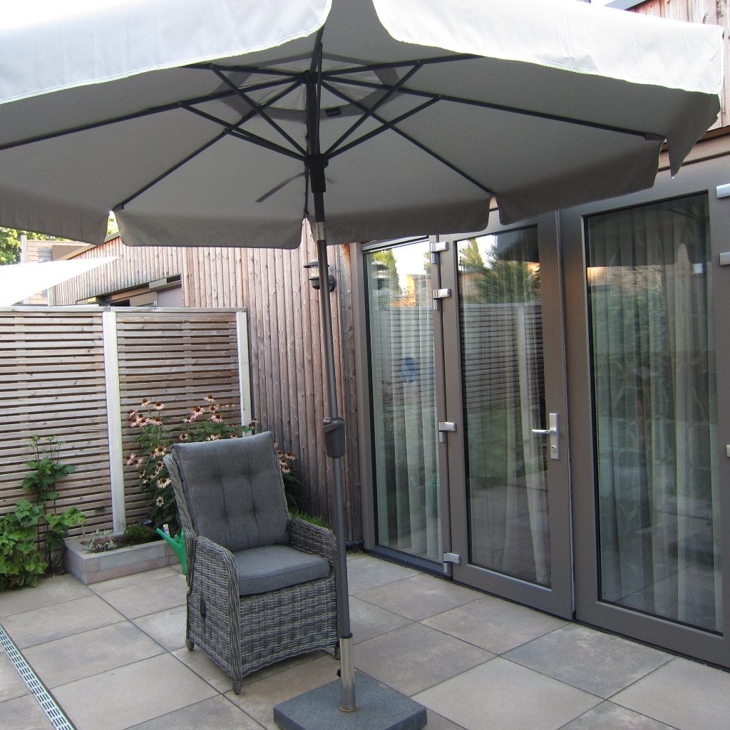 Luxe stokparasol plus, Ophalen, Kantelbaar, 2 tot 3 meter, Zo goed als nieuw
