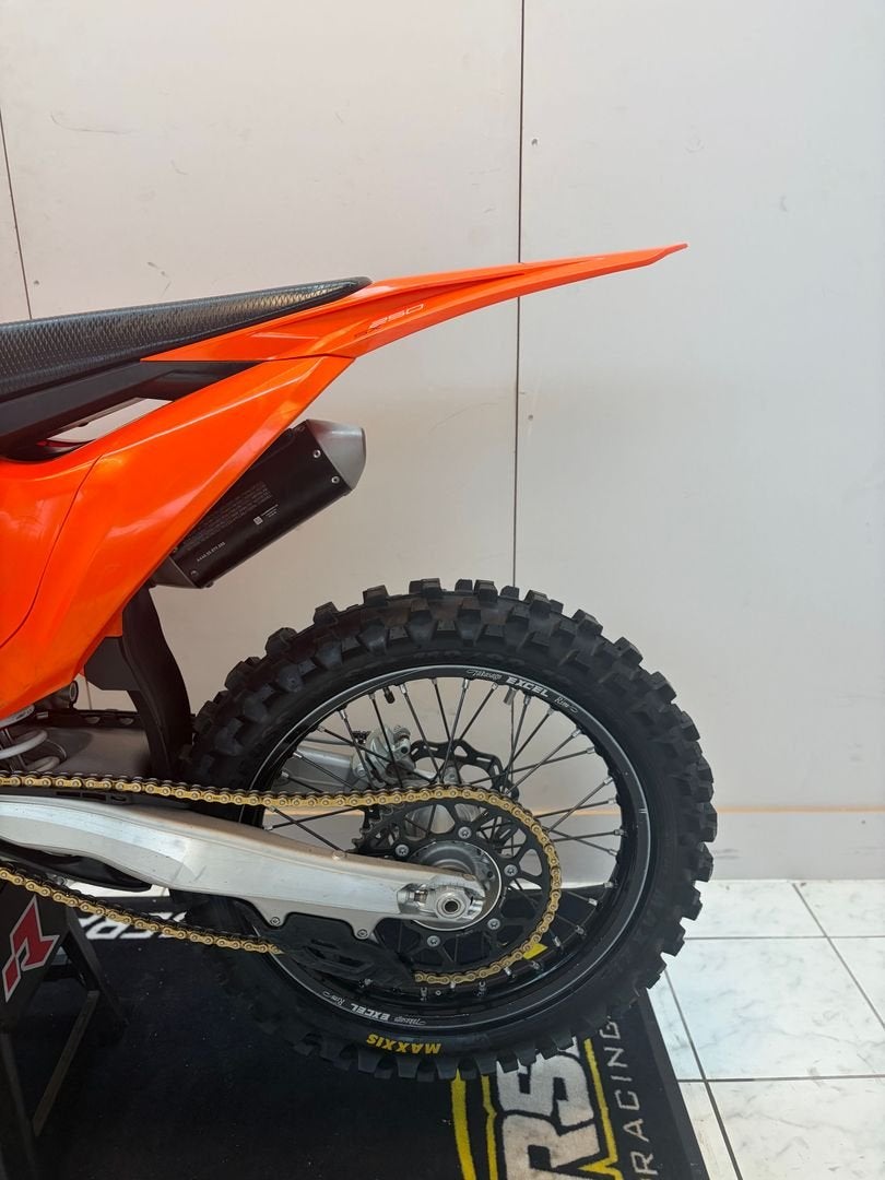 KTM sx250 Sx250 (bj 2025) 13 hrs, KTM, Bedrijf, Onbekend, Crossmotor