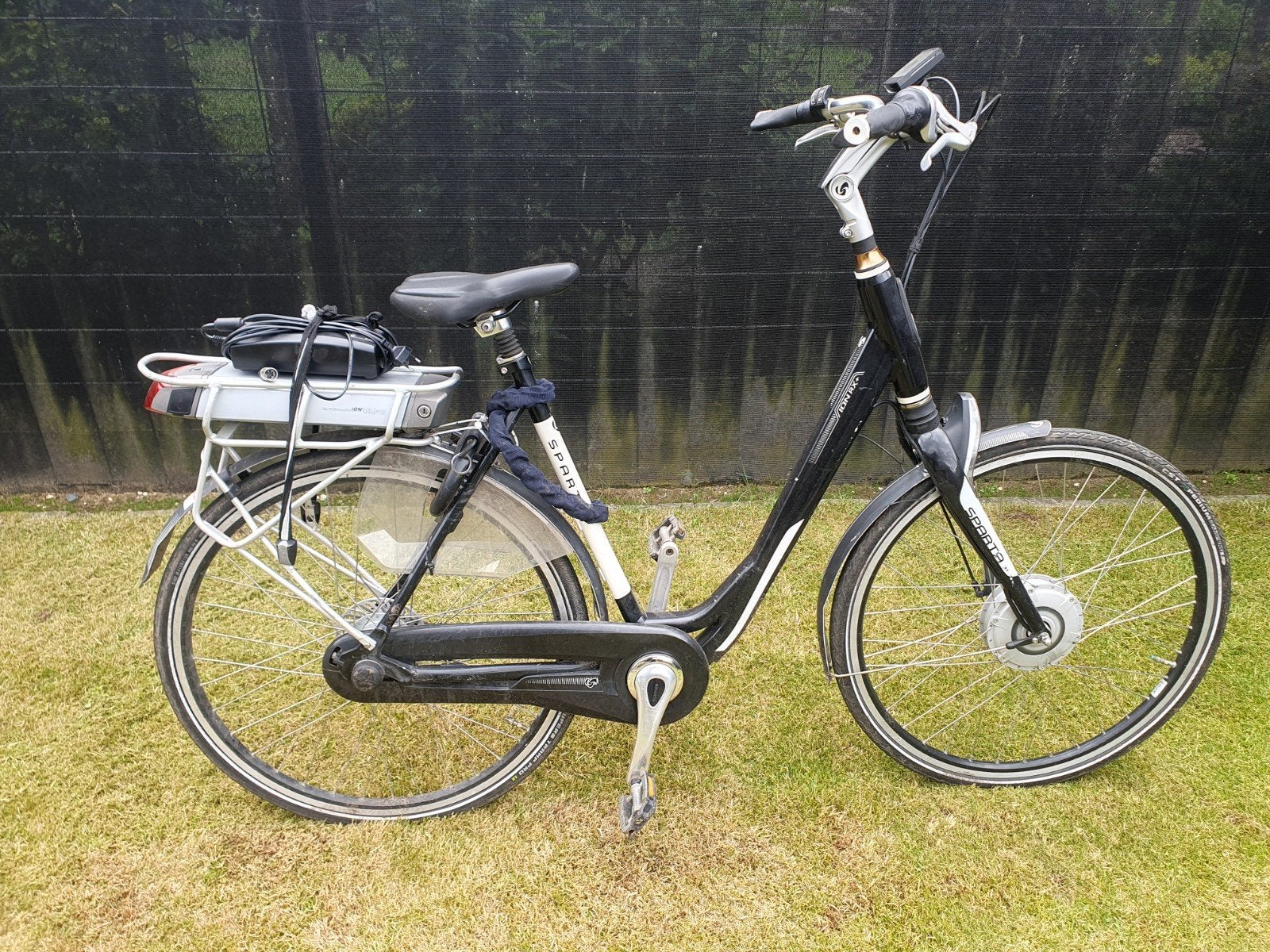 Electrische fiets merk sparta defect., Fietsen en Brommers, Elektrische fietsen, Ophalen, Gebruikt, Minder dan 30 km per accu