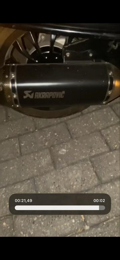 Akrapovic uitlaat, Ophalen of Verzenden, Gebruikt