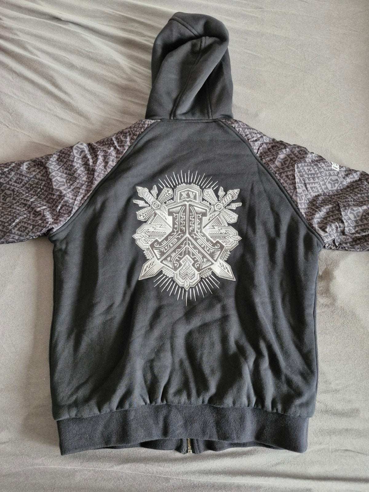 Q Dance DefQon.1 vest, Maat 52/54 (L), Q Dance, Zwart, Nieuw