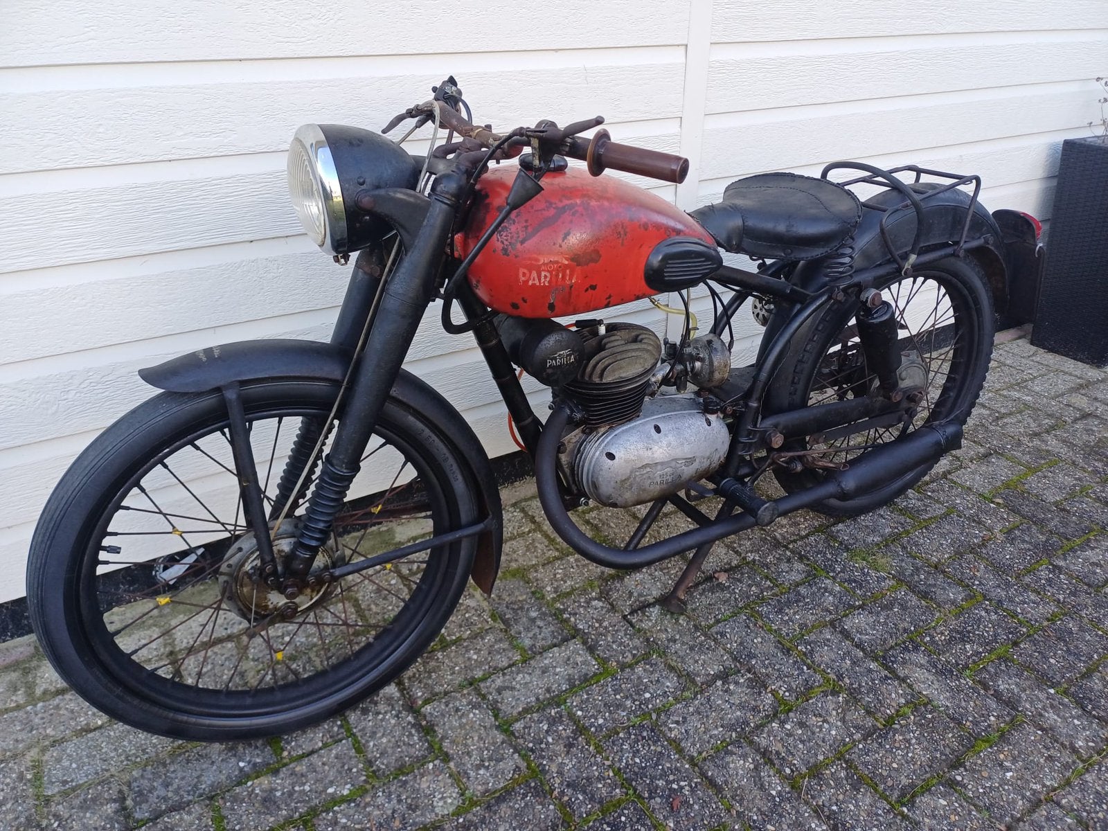 Parilla 1953  Oldtimer Motor, Toermotor, Handgeschakeld, 1 cilinder, 12 t/m 35 kW