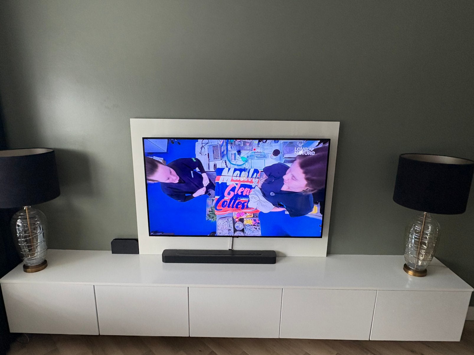 Besta hoogglans tv kastje, Ophalen of Verzenden, Zo goed als nieuw, 25 tot 50 cm, Minder dan 100 cm