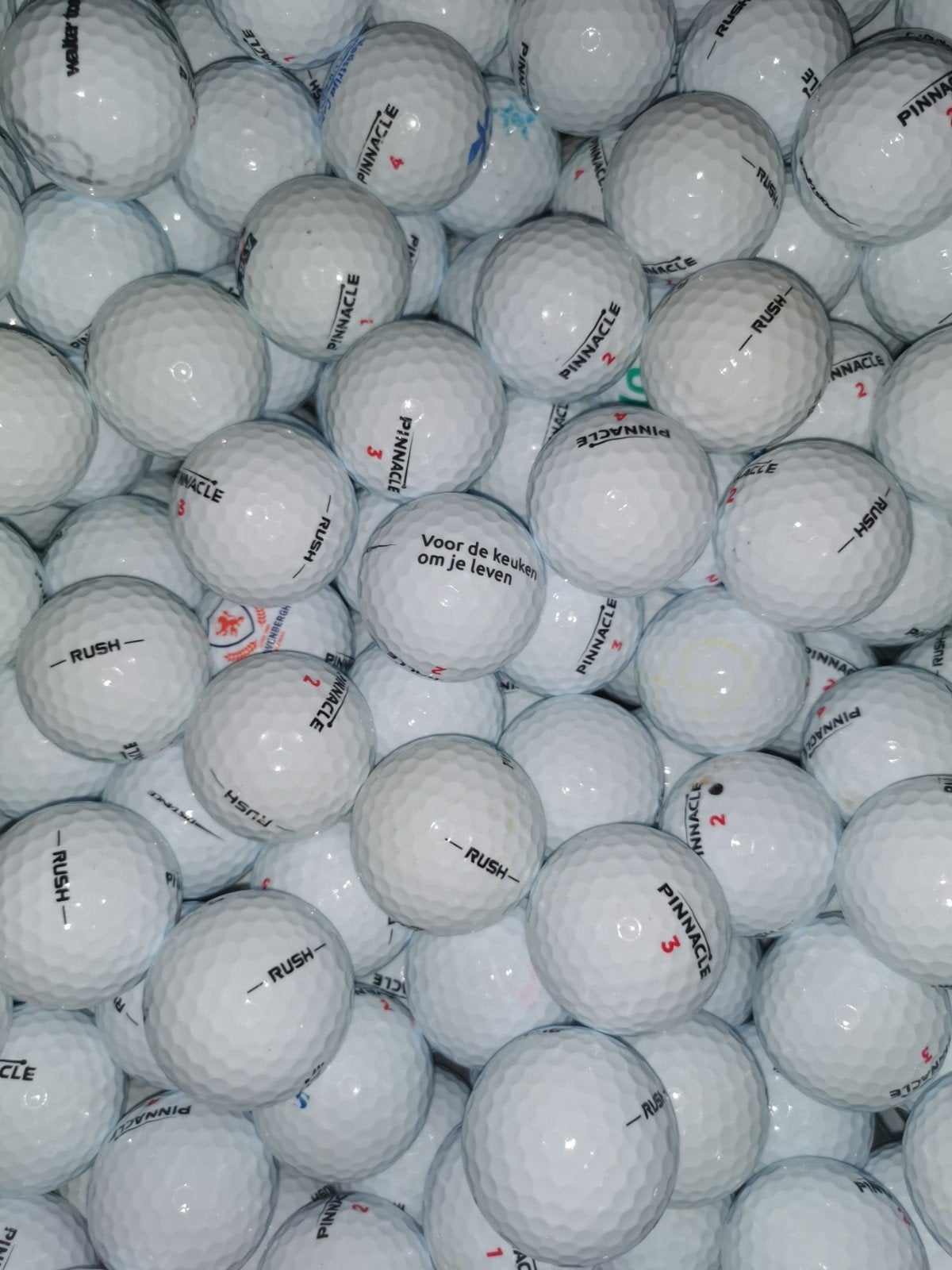 Pinnacle rush golfballen 100 stuks AAAA kwaliteit, Ophalen of Verzenden, Bal(len)