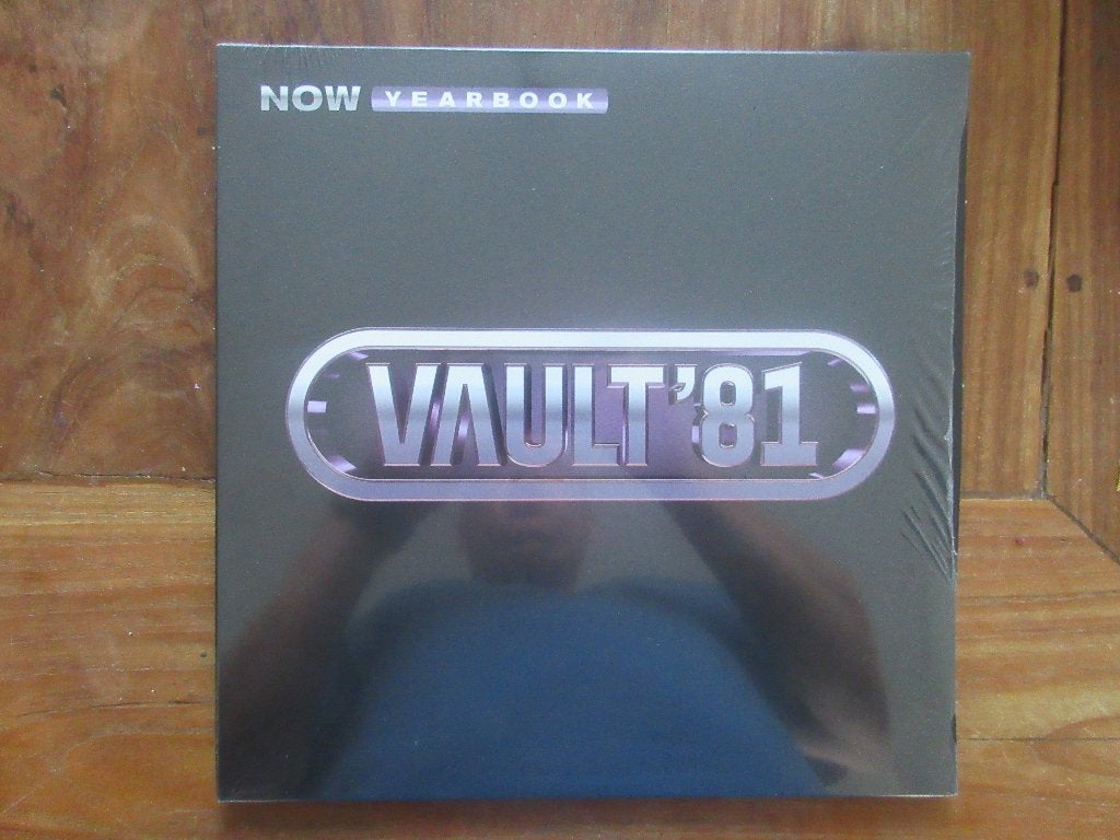 Now Yearbook Vault '81 - 3LP, Ophalen of Verzenden, Nieuw in verpakking, 12 inch