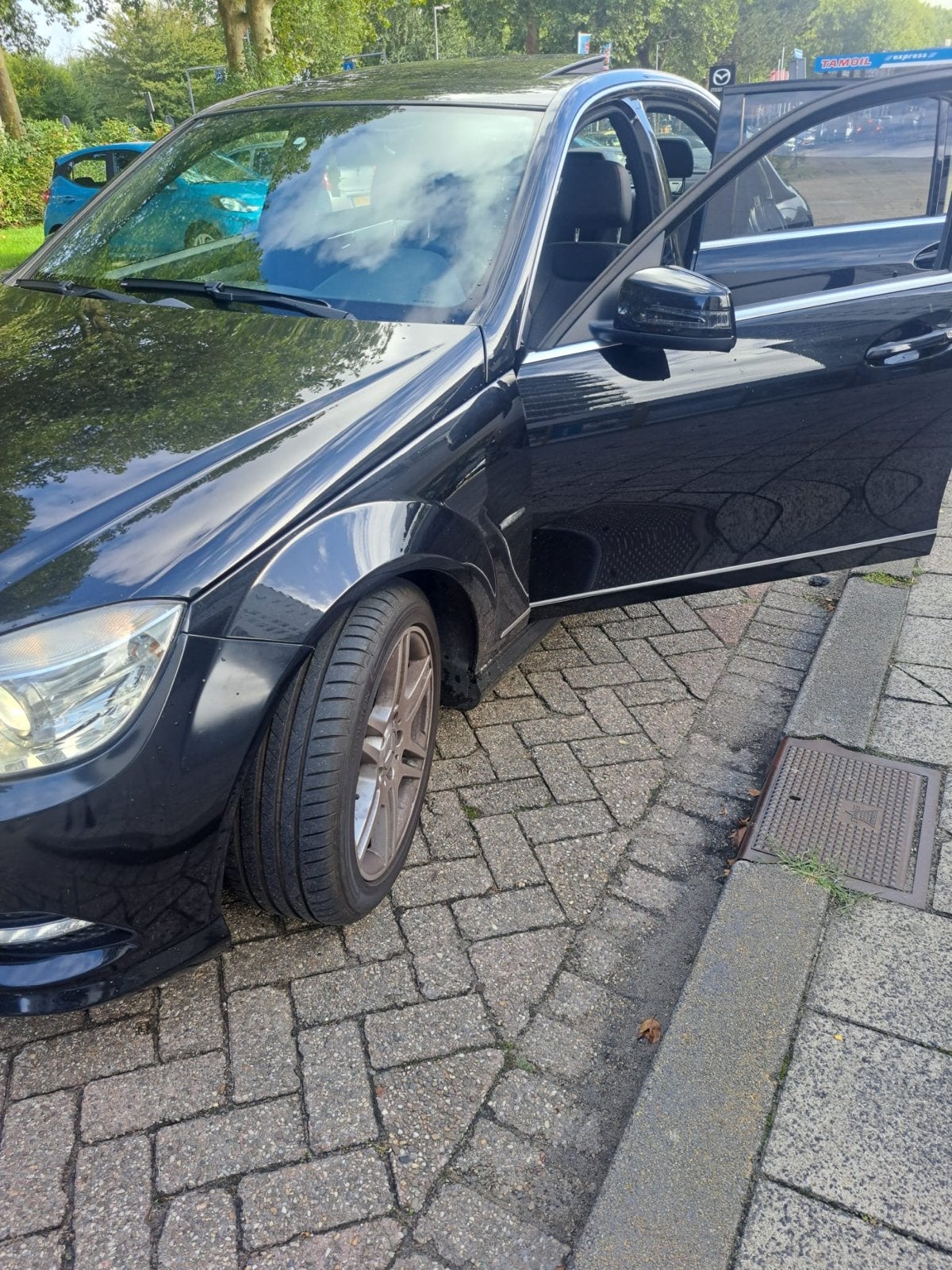 Mooie mercedes Te koop, Zwart, Handgeschakeld, Particulier, C-Klasse
