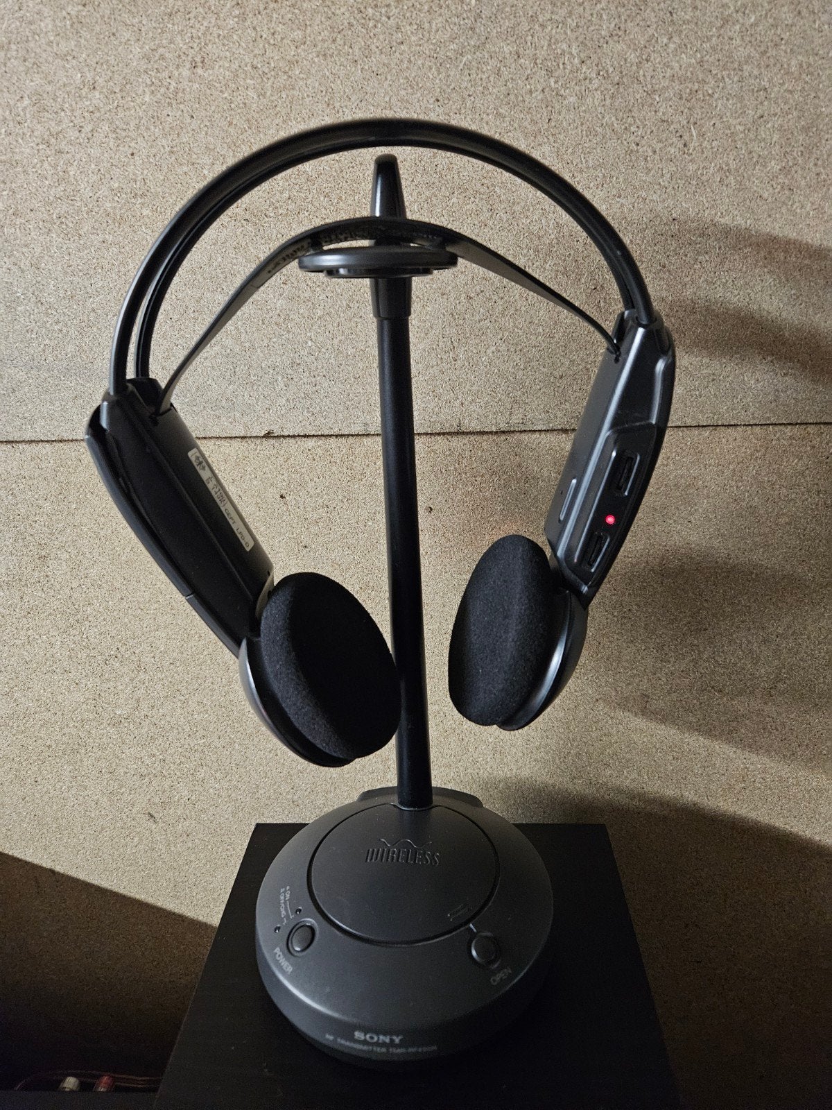 SONY TMR-RF450R draadloze koptelefoon met zender, Ophalen, Zo goed als nieuw, Sony, Draadloos